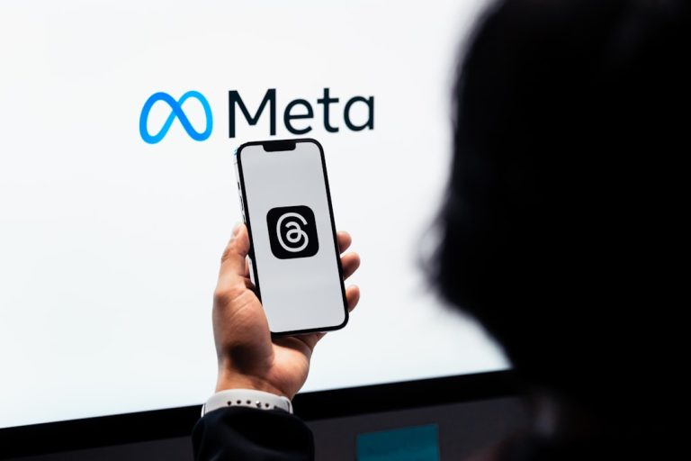 Meta Revoluciona Atendimento ao Cliente: IA Generativa Alcança Marca de 10 Milhões de Conversas Semanais