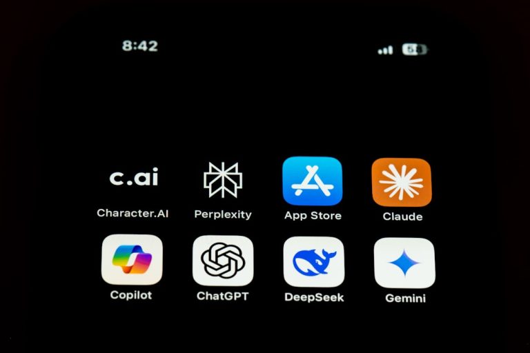 ChatGPT no Volante: IA da OpenAI Chega Oficialmente ao Apple CarPlay