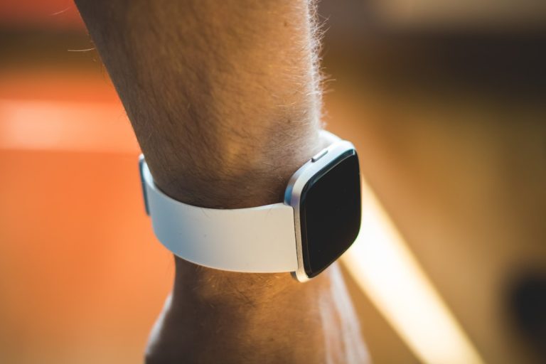 O fim de uma era: Google Health substitui aplicativo do Fitbit e gera revolta entre usuários