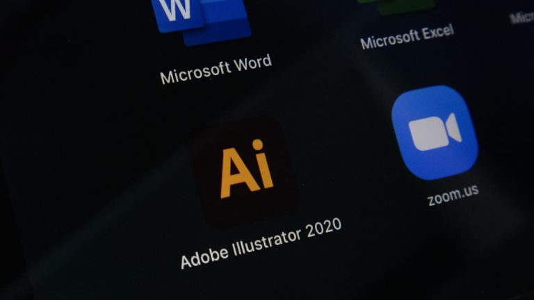 O Novo Assistente de IA da Adobe Promete Revolucionar o Design, mas se Comporta Como um Estagiário Mediano
