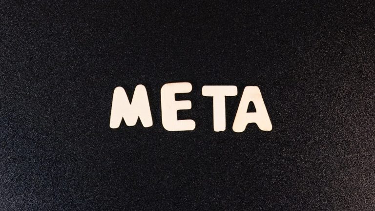 Justiça vs. Meta: O Julgamento que Pode Redefinir a Segurança Digital e o Futuro das Redes Sociais