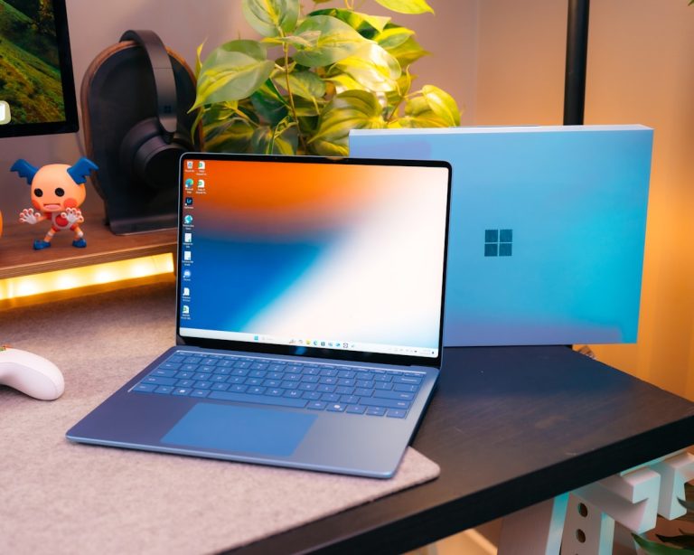 O Novo Monstro da Microsoft: Surface Laptop Ultra Promete Desbancar o MacBook Pro com Chip Nvidia RTX Spark