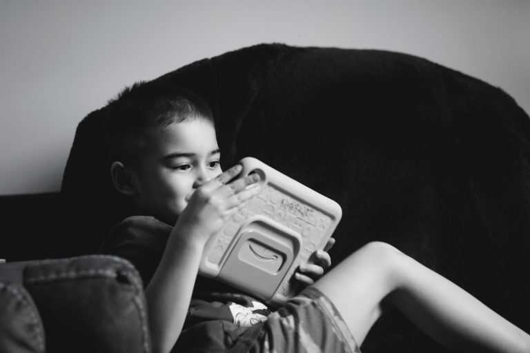 Skylight Buddy: O gadget inteligente que consegue fazer as crianças arrumarem os próprios brinquedos