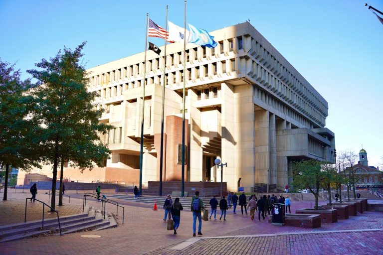 Privacidade sob Medida: Massachusetts Proíbe a Venda de Dados de Localização Precisa e Acende Alerta para Big Techs