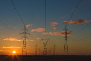 A Conta de Luz da Inteligência Artificial: Gigantes de Energia Prometem Proteger o Bolso do Consumidor