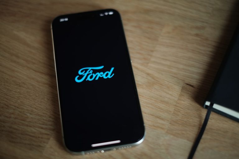 Ford lança assistente virtual com inteligência artificial para carros: saiba o que muda no seu dia a dia