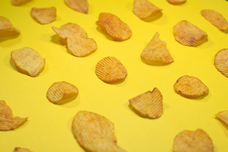 O Segredo dos Chips do Futuro: Startup Capta US$ 9 Milhões para Encontrar Materiais Mais Frios com IA