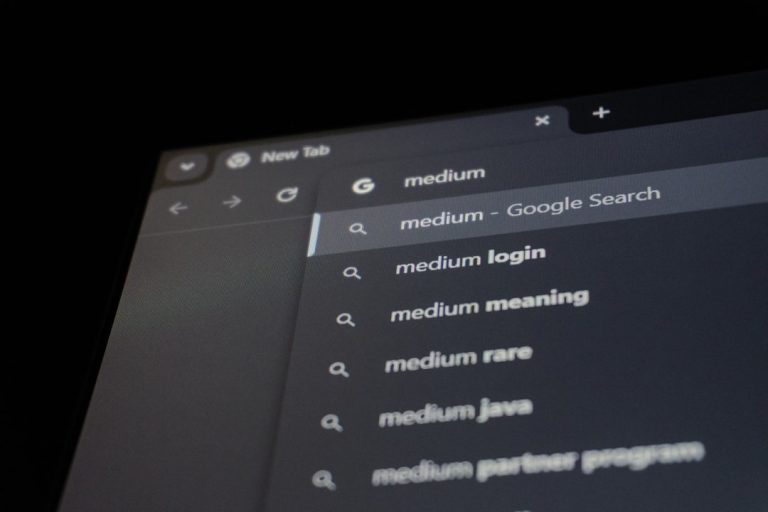 Google Discover Revoluciona Seu Feed: Agora Você Pode Ajustar o Conteúdo Conversando com IA